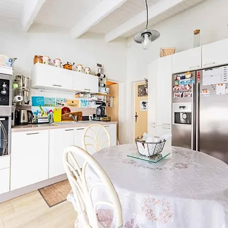 Charmante Maison Proche - 6 Pers. - Fr-1-835-41 Le Bois-Plage-en-Ré